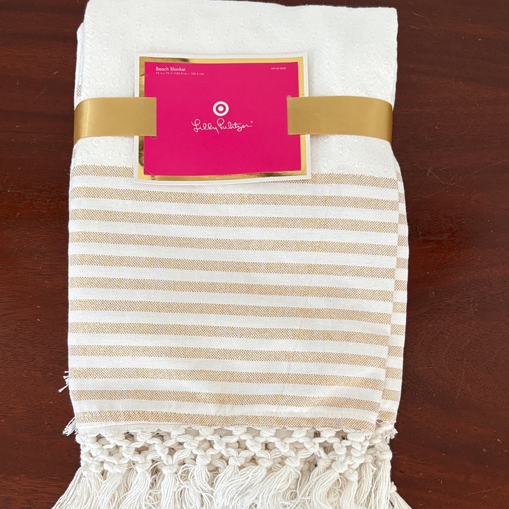 New Lilly Pulitzer for Target White and Gold Beach Blanket